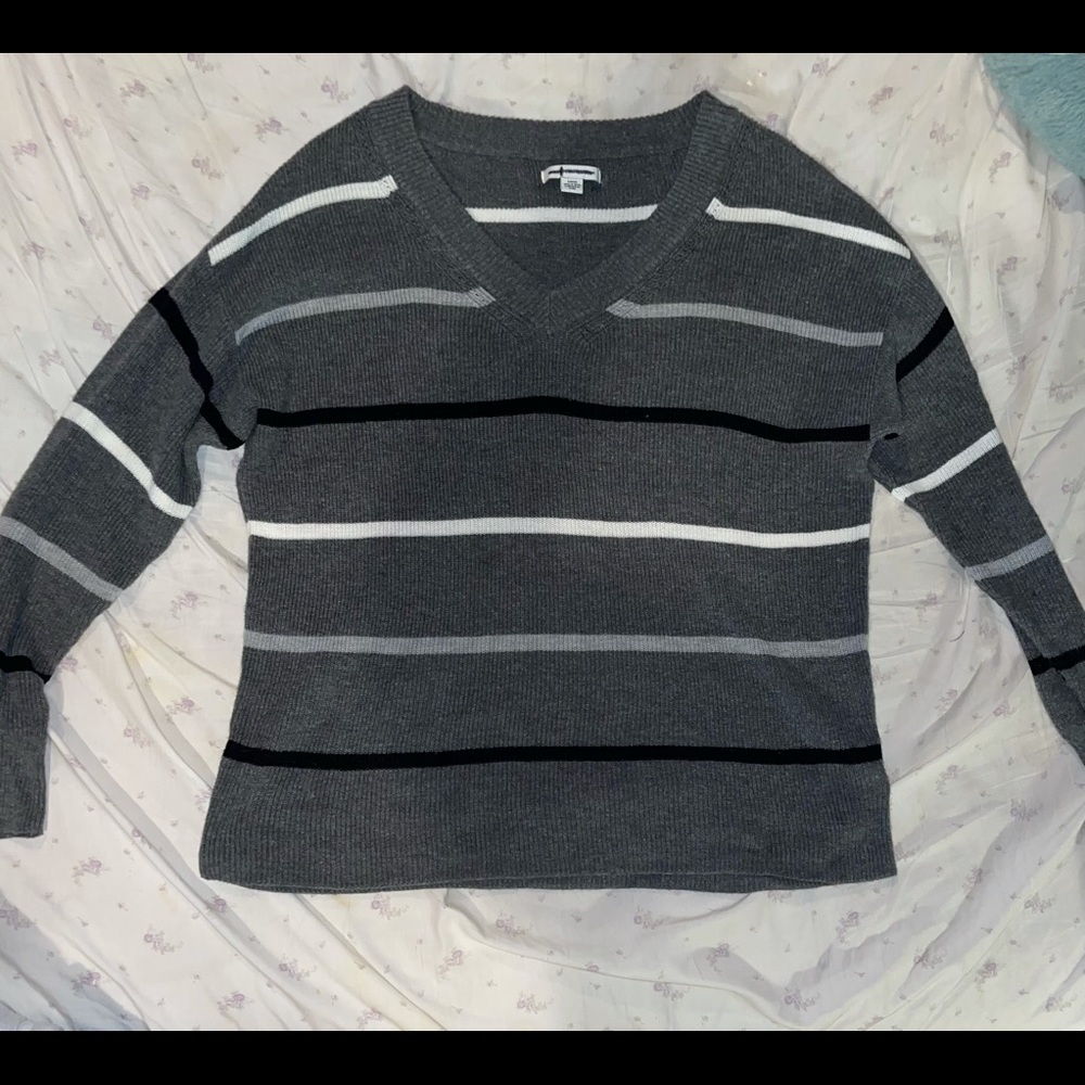 American Eagle Stripped Sweater